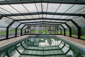 Imagen de una sustitución de cubierta de piscina